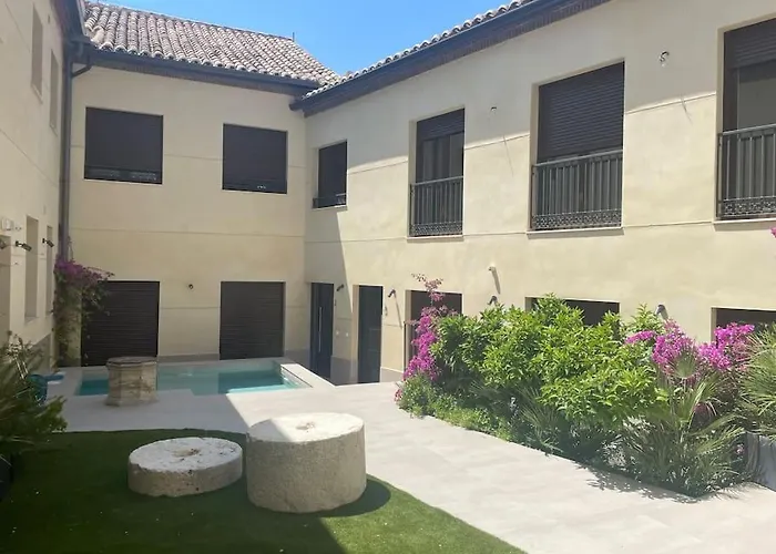 Moderno En El Casco Historico トレド